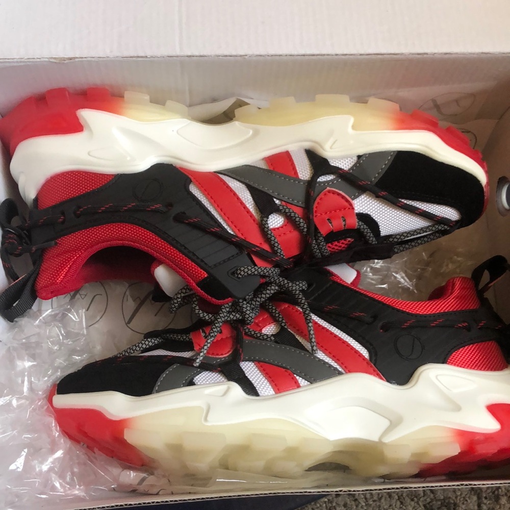 Javi designer shoe size 9.5